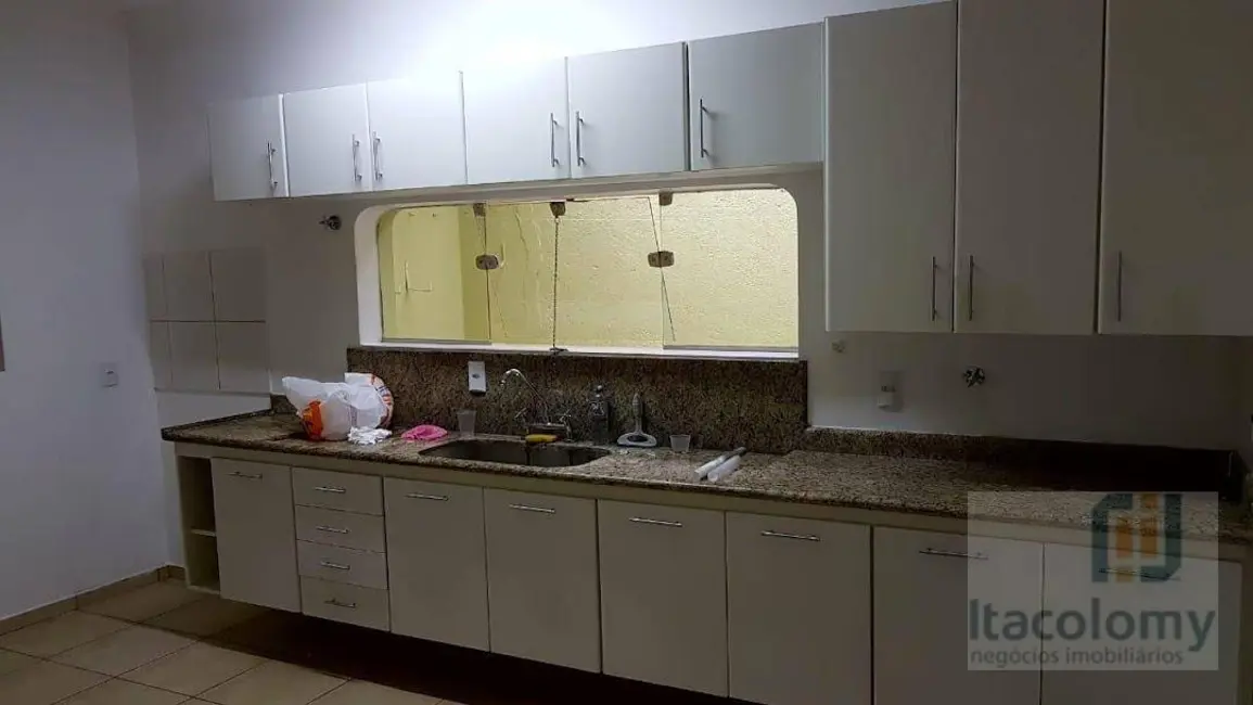 Foto 3 de Casa com 4 quartos à venda, 1200m2 em Barueri - SP