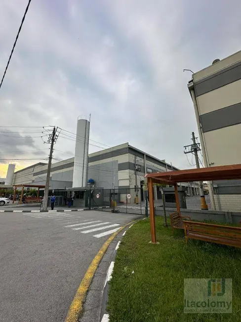 Foto 1 de Armazém / Galpão para alugar, 1329m2 em Barueri - SP