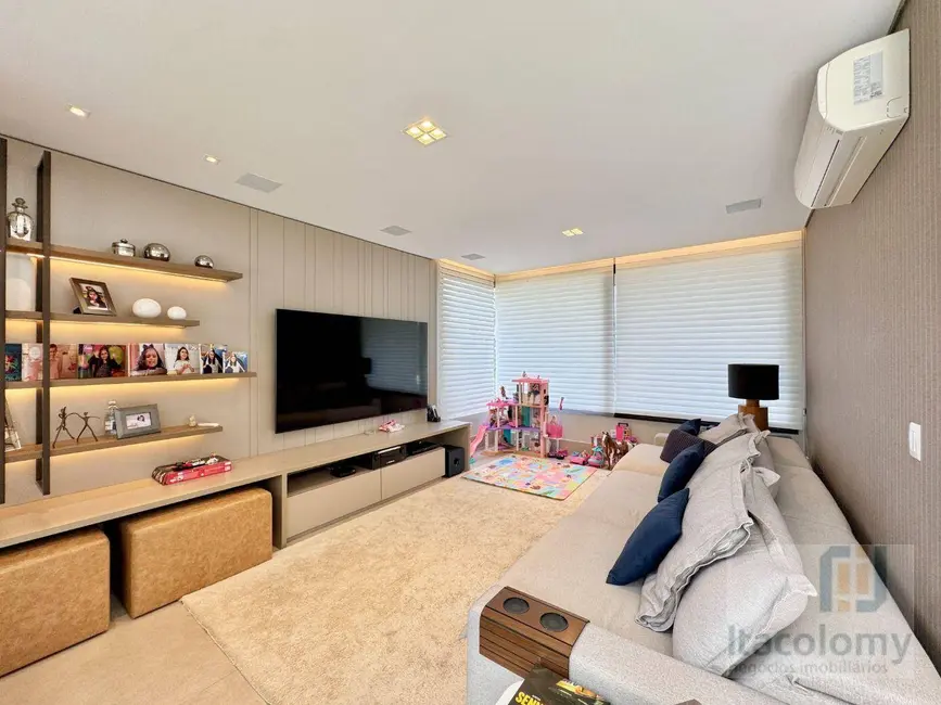 Foto 5 de Casa de Condomínio com 4 quartos à venda, 732m2 em Santana De Parnaiba - SP