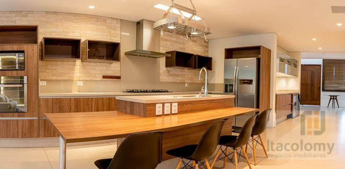 Foto 9 de Casa de Condomínio com 3 quartos à venda e para alugar, 560m2 em Barueri - SP