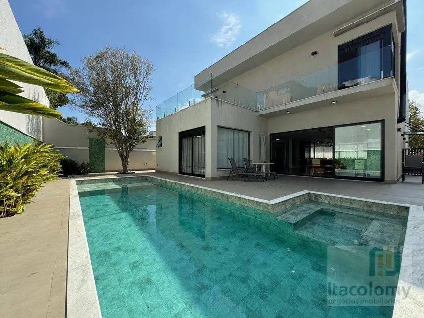Foto 1 de Casa de Condomínio com 5 quartos à venda, 560m2 em Barueri - SP
