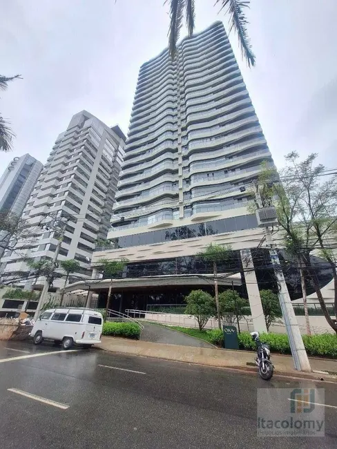 Apartamento com 2 quartos à venda, 119m2 em Alphaville Industrial, Barueri - SP - imagem 1 Foto 1 de Apartamento com 2 quartos à venda, 119m2 em Alphaville Industrial, Barueri - SP