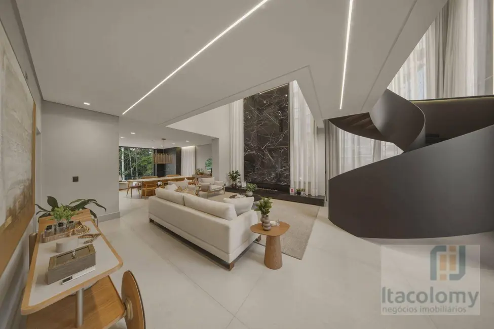 Casa de Condomínio com 4 quartos à venda, 420m2 em Tamboré, Santana De Parnaiba - SP - imagem 6 Foto 6 de Casa de Condomínio com 4 quartos à venda, 420m2 em Tamboré, Santana De Parnaiba - SP