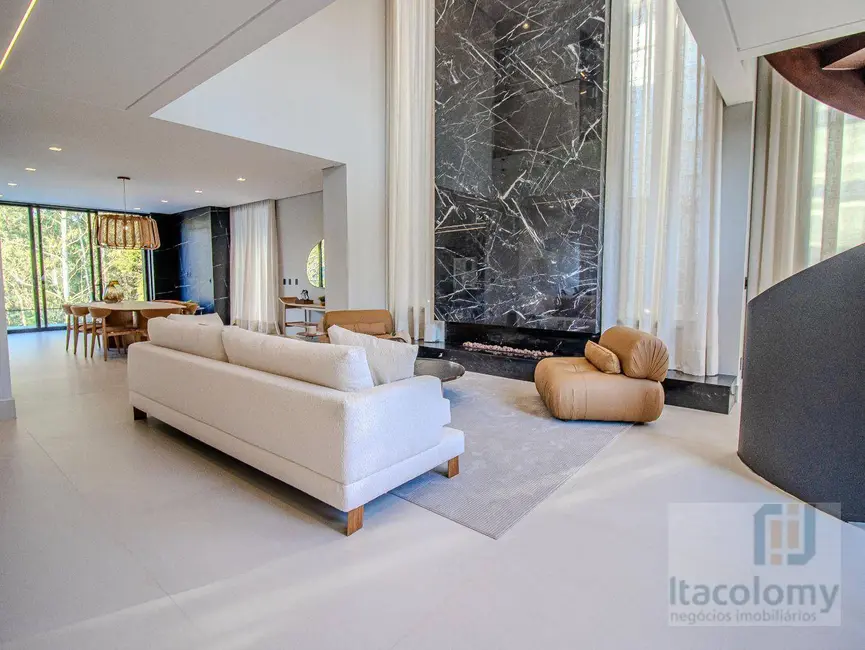 Foto 6 de Casa de Condomínio com 4 quartos à venda, 420m2 em Tamboré, Santana De Parnaiba - SP