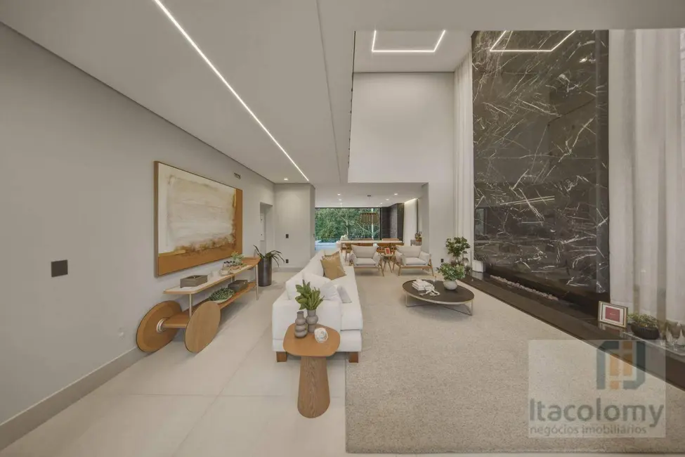 Casa de Condomínio com 4 quartos à venda, 420m2 em Tamboré, Santana De Parnaiba - SP - imagem 3 Foto 3 de Casa de Condomínio com 4 quartos à venda, 420m2 em Tamboré, Santana De Parnaiba - SP