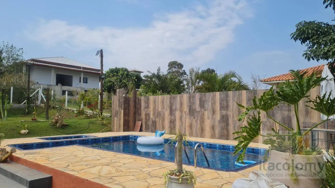 Foto 2 de Chácara com 3 quartos à venda, 1200m2 em Aracoiaba Da Serra - SP