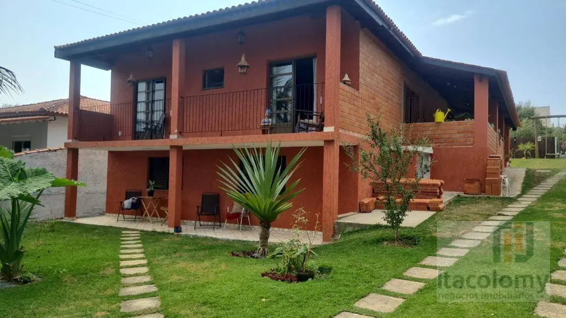 Foto 1 de Chácara com 3 quartos à venda, 1200m2 em Aracoiaba Da Serra - SP