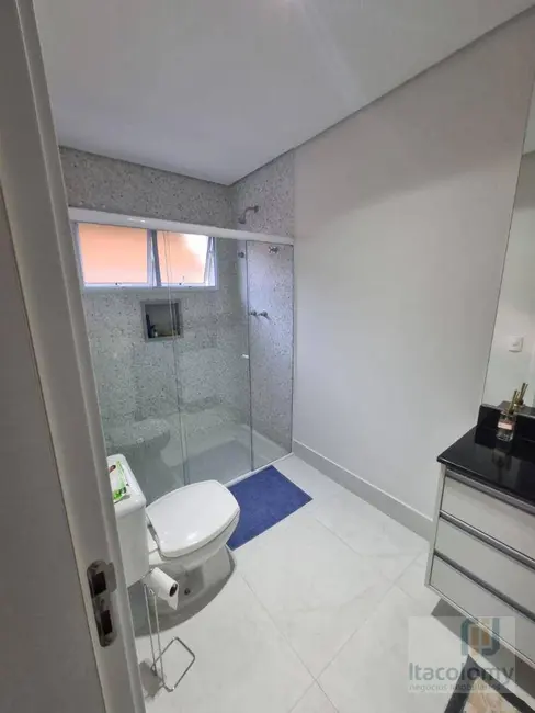 Foto 7 de Casa de Condomínio com 4 quartos à venda, 300m2 em Santana De Parnaiba - SP