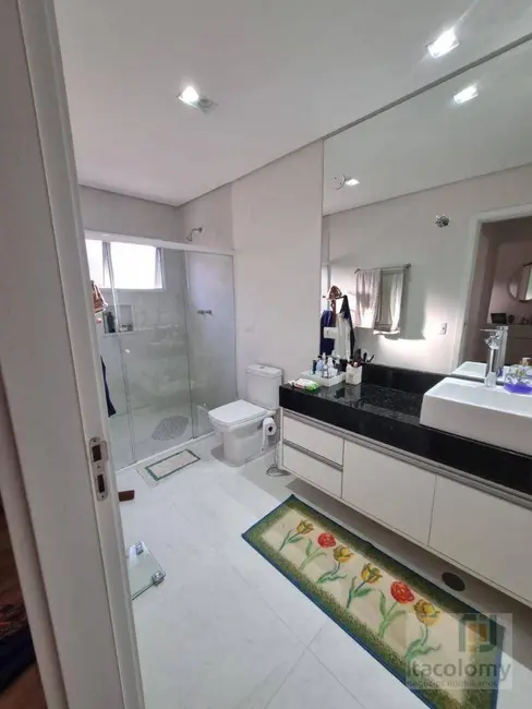 Foto 4 de Casa de Condomínio com 4 quartos à venda, 300m2 em Santana De Parnaiba - SP