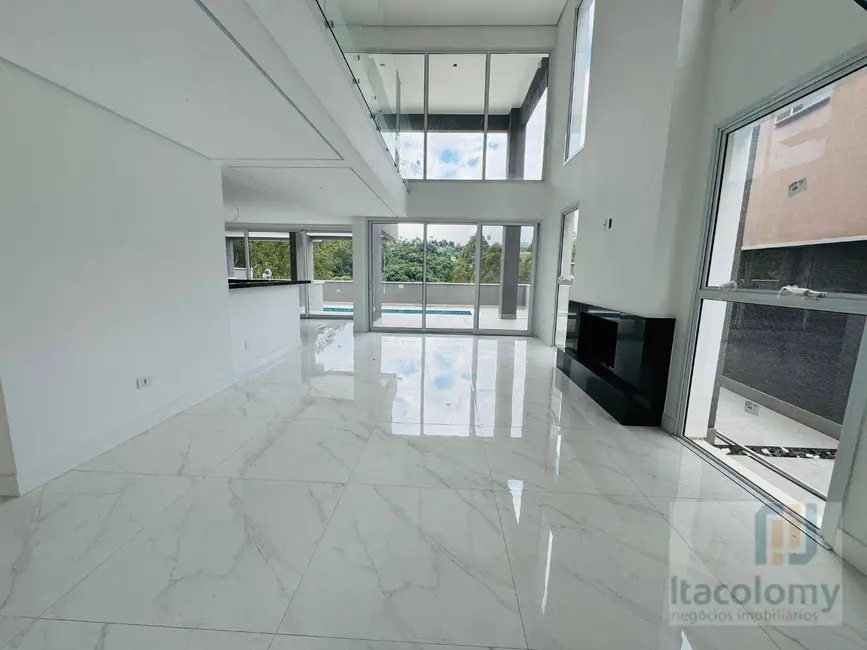 Foto 3 de Casa de Condomínio com 4 quartos à venda, 420m2 em Tamboré, Santana De Parnaiba - SP