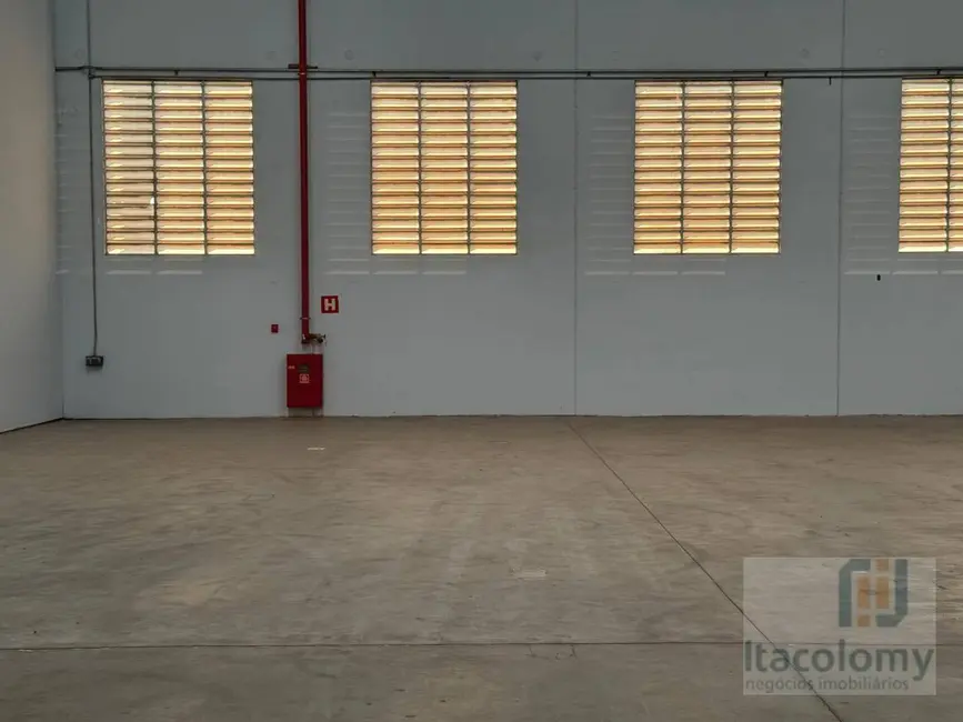 Foto 2 de Armazém / Galpão para alugar, 1100m2 em Jardim Alvorada, Jandira - SP