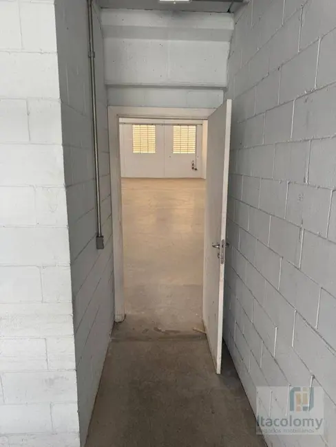 Foto 9 de Armazém / Galpão para alugar, 1100m2 em Jardim Alvorada, Jandira - SP