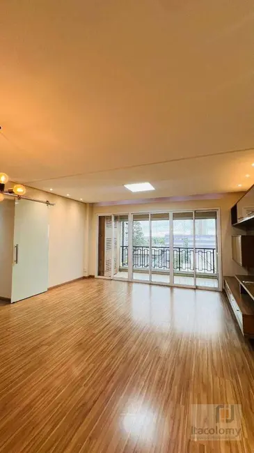 Foto 1 de Apartamento com 3 quartos para alugar, 107m2 em Alphaville Conde II, Barueri - SP