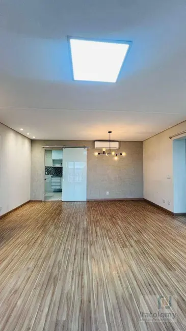 Foto 2 de Apartamento com 3 quartos para alugar, 107m2 em Alphaville Conde II, Barueri - SP
