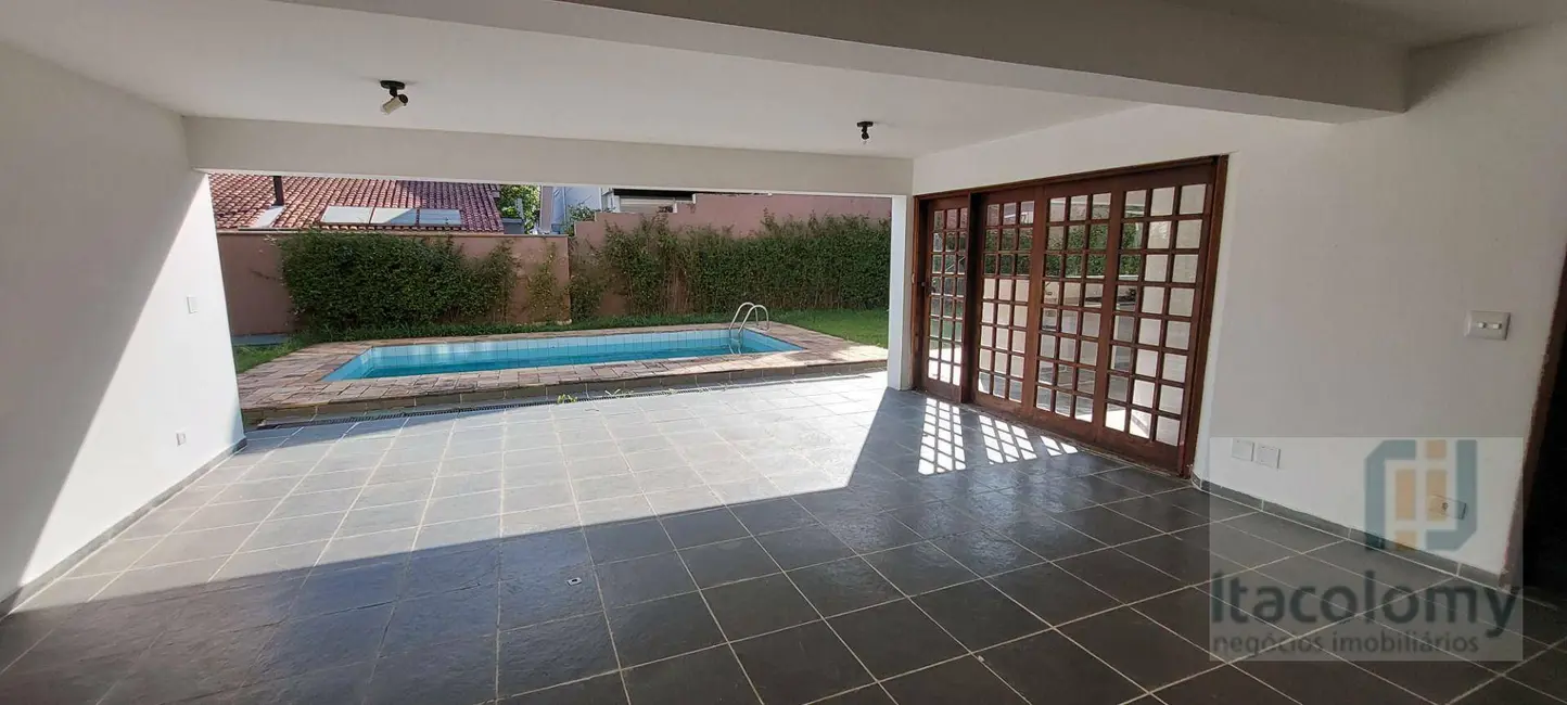 Foto 8 de Casa de Condomínio com 3 quartos à venda e para alugar, 431m2 em Santana De Parnaiba - SP