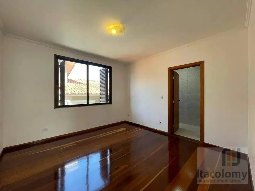 Casa de Condomínio com 3 quartos à venda, 360m2 em Santana De Parnaiba - SP - imagem 3 Foto 3 de Casa de Condomínio com 3 quartos à venda, 360m2 em Santana De Parnaiba - SP