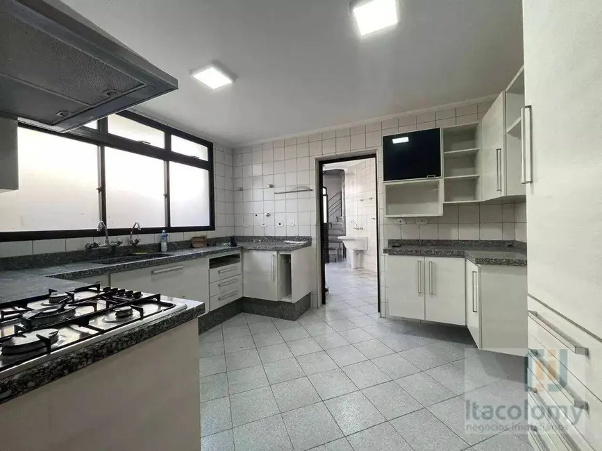 Casa de Condomínio com 3 quartos à venda, 360m2 em Santana De Parnaiba - SP - imagem 7 Foto 7 de Casa de Condomínio com 3 quartos à venda, 360m2 em Santana De Parnaiba - SP