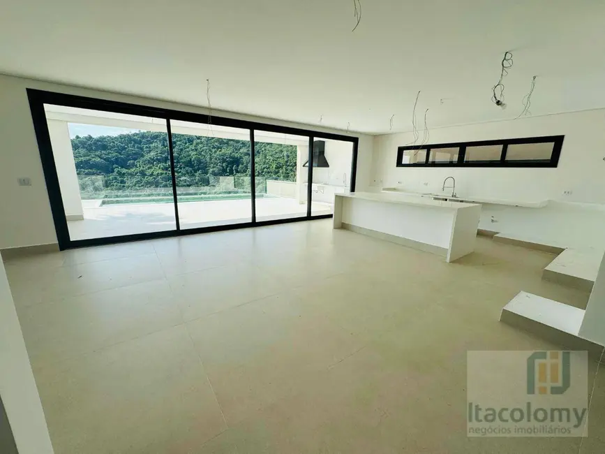 Foto 4 de Casa de Condomínio com 4 quartos à venda, 450m2 em Santana De Parnaiba - SP