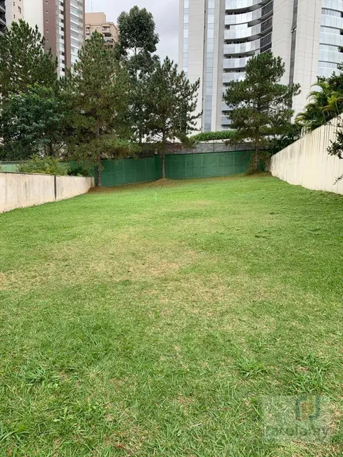 Foto 3 de Terreno / Lote à venda, 708m2 em Alphaville Residencial Plus, Barueri - SP