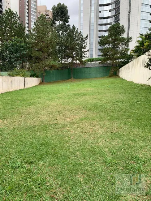 Foto 3 de Terreno / Lote à venda, 708m2 em Alphaville Residencial Plus, Barueri - SP