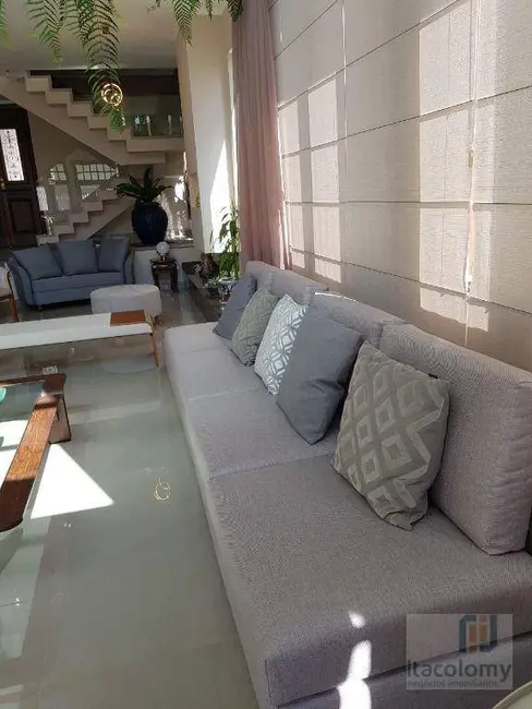 Casa de Condomínio com 4 quartos à venda, 560m2 em Santana De Parnaiba - SP - imagem 9 Foto 9 de Casa de Condomínio com 4 quartos à venda, 560m2 em Santana De Parnaiba - SP