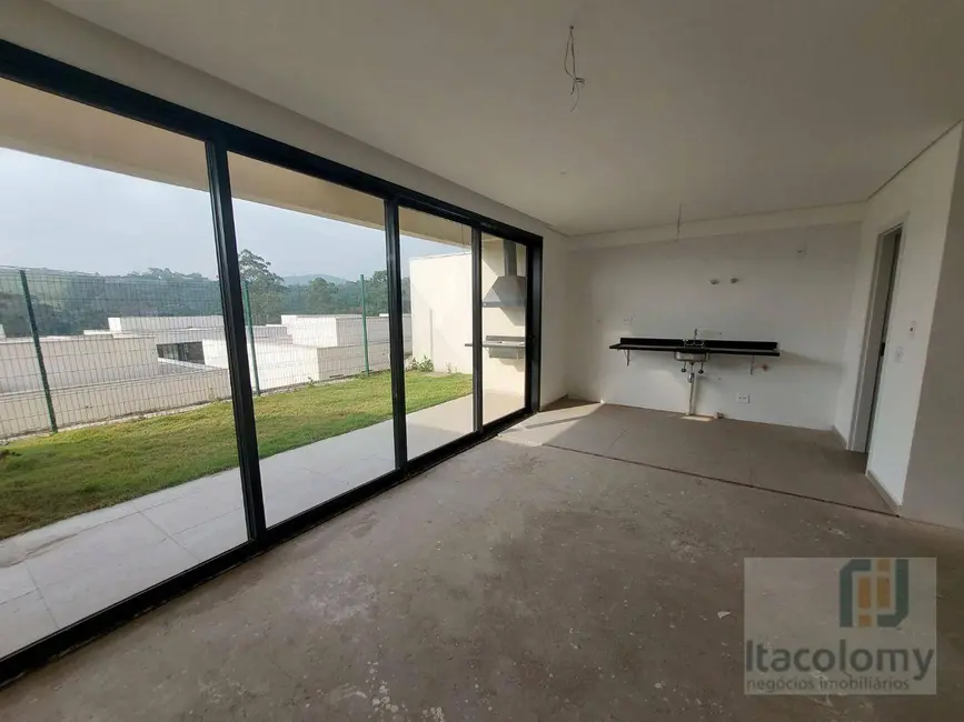 Foto 5 de Casa de Condomínio com 3 quartos à venda, 152m2 em Santana De Parnaiba - SP