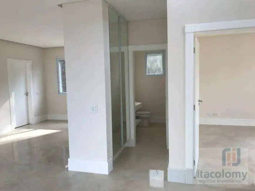 Casa de Condomínio com 4 quartos à venda e para alugar, 557m2 em Tamboré, Santana De Parnaiba - SP - imagem 4 Foto 4 de Casa de Condomínio com 4 quartos à venda e para alugar, 557m2 em Tamboré, Santana De Parnaiba - SP