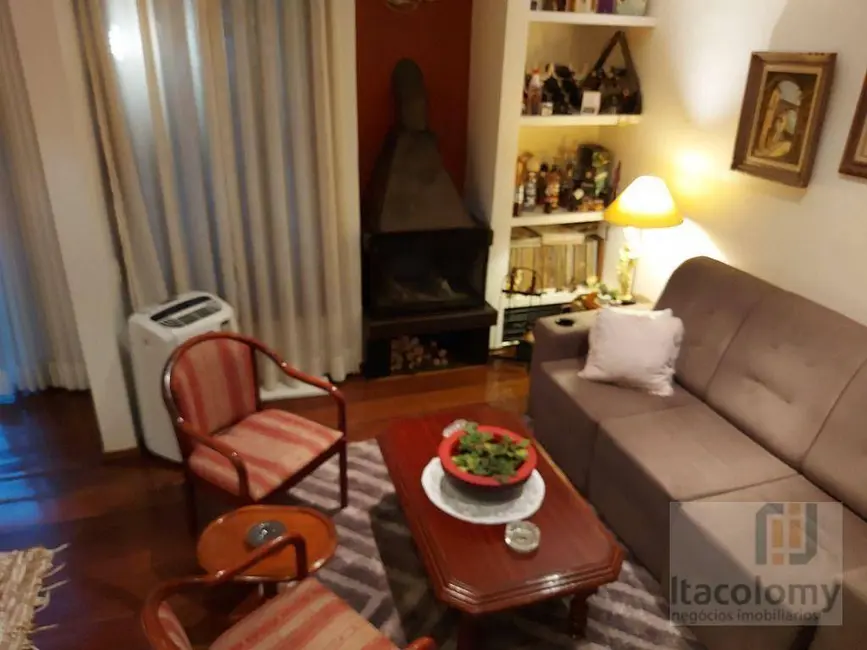 Casa de Condomínio com 3 quartos à venda, 180m2 em Santana De Parnaiba - SP - imagem 7 Foto 7 de Casa de Condomínio com 3 quartos à venda, 180m2 em Santana De Parnaiba - SP