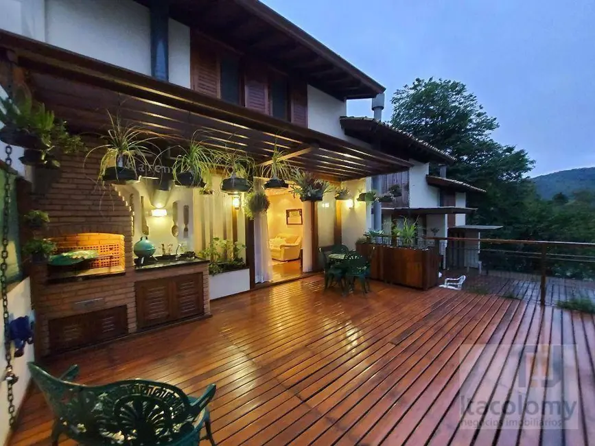 Casa de Condomínio com 3 quartos à venda, 180m2 em Santana De Parnaiba - SP - imagem 2 Foto 2 de Casa de Condomínio com 3 quartos à venda, 180m2 em Santana De Parnaiba - SP