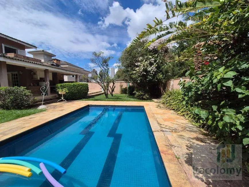 Casa de Condomínio com 3 quartos à venda, 743m2 em Santana De Parnaiba - SP - imagem 4 Foto 4 de Casa de Condomínio com 3 quartos à venda, 743m2 em Santana De Parnaiba - SP