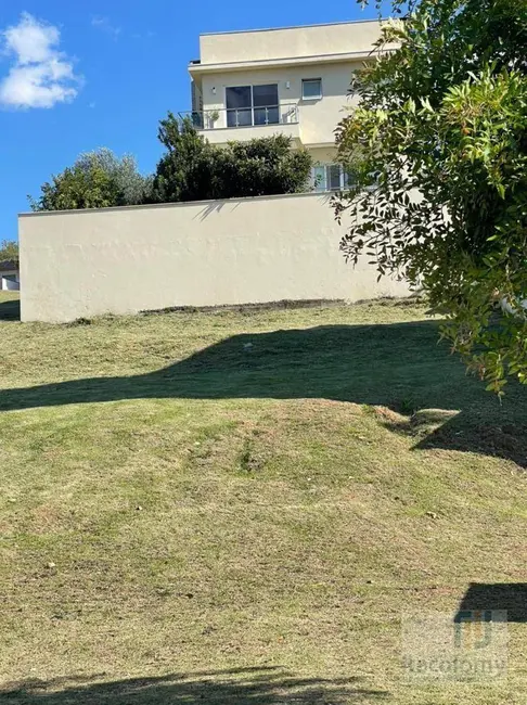 Foto 1 de Terreno / Lote à venda, 559m2 em Santana De Parnaiba - SP