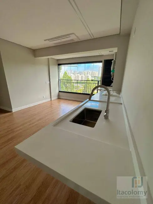 Foto 1 de Apartamento com 3 quartos à venda, 70m2 em Alphaville Empresarial, Barueri - SP