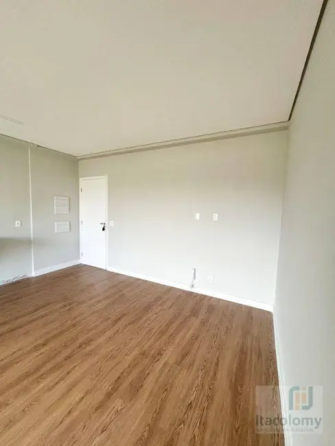 Foto 2 de Apartamento com 3 quartos à venda, 70m2 em Alphaville Empresarial, Barueri - SP
