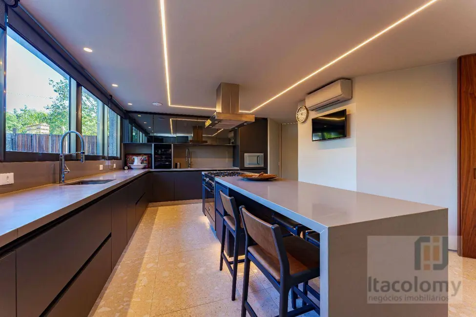 Foto 6 de Casa de Condomínio com 3 quartos à venda, 1191m2 em Residencial Tamboré, Barueri - SP