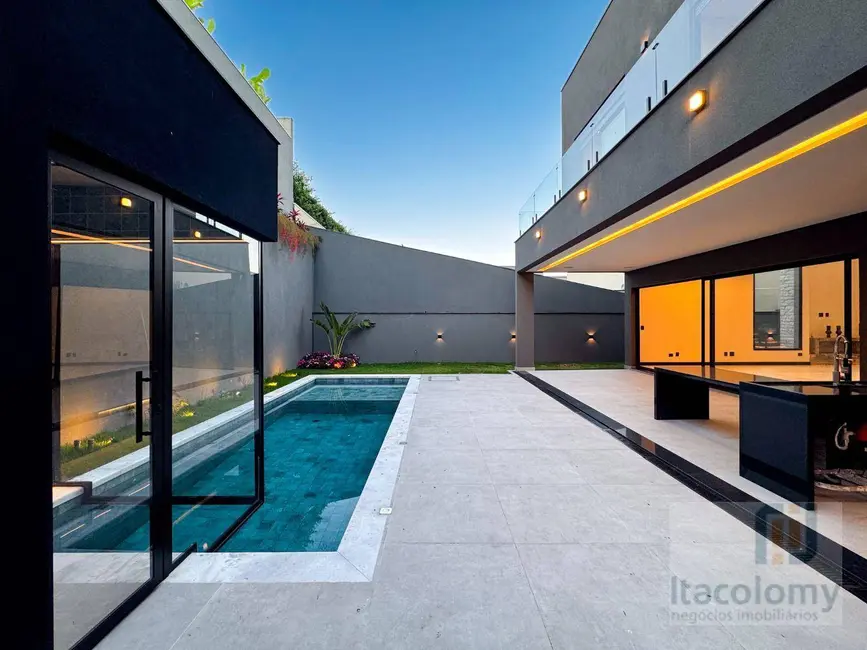 Foto 2 de Casa de Condomínio com 4 quartos à venda, 435m2 em Santana De Parnaiba - SP