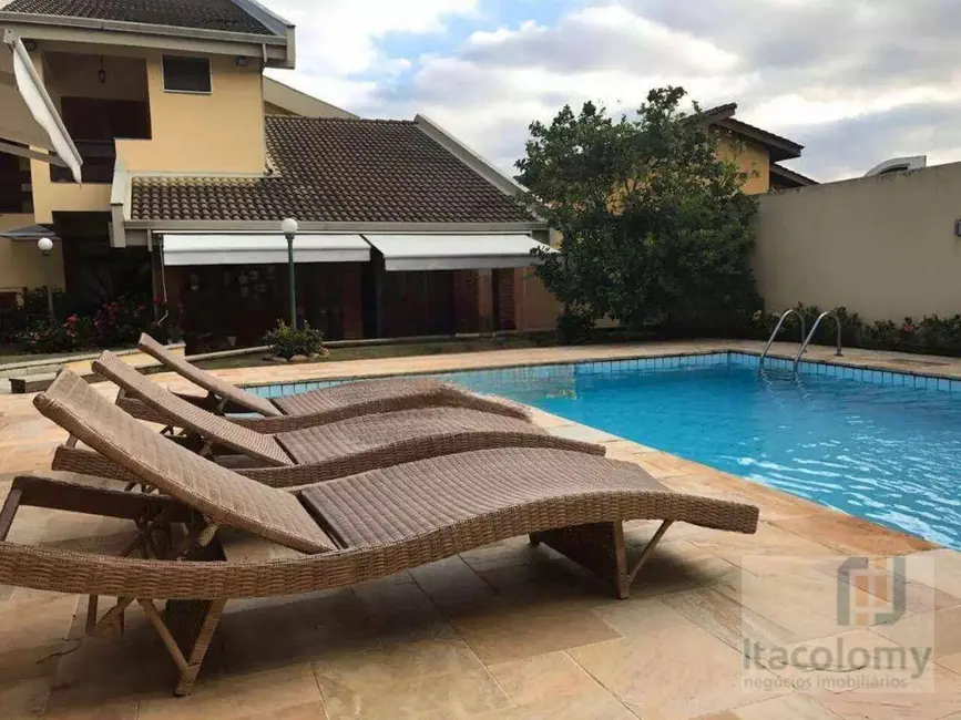 Foto 1 de Casa de Condomínio com 4 quartos à venda, 600m2 em Santana De Parnaiba - SP