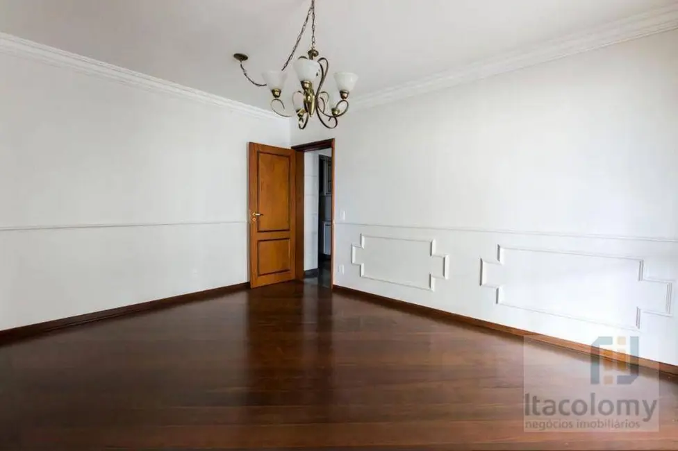 Apartamento com 4 quartos para alugar, 288m2 em Alphaville Industrial, Barueri - SP - imagem 4 Foto 4 de Apartamento com 4 quartos para alugar, 288m2 em Alphaville Industrial, Barueri - SP