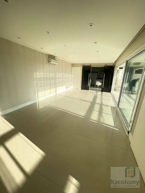 Foto 1 de Apartamento com 3 quartos à venda, 196m2 em Empresarial 18 do Forte, Barueri - SP