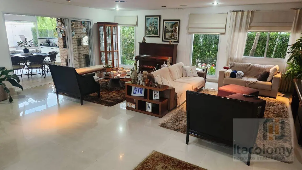 Casa de Condomínio com 3 quartos à venda, 456m2 em Santana De Parnaiba - SP - imagem 2 Foto 2 de Casa de Condomínio com 3 quartos à venda, 456m2 em Santana De Parnaiba - SP