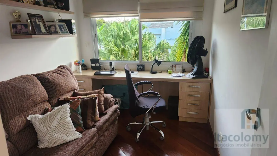 Casa de Condomínio com 3 quartos à venda, 456m2 em Santana De Parnaiba - SP - imagem 5 Foto 5 de Casa de Condomínio com 3 quartos à venda, 456m2 em Santana De Parnaiba - SP