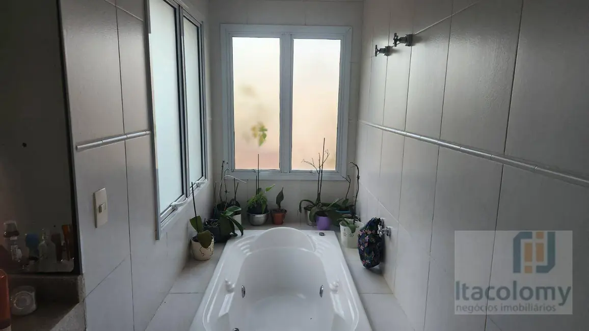 Casa de Condomínio com 3 quartos à venda, 456m2 em Santana De Parnaiba - SP - imagem 7 Foto 7 de Casa de Condomínio com 3 quartos à venda, 456m2 em Santana De Parnaiba - SP