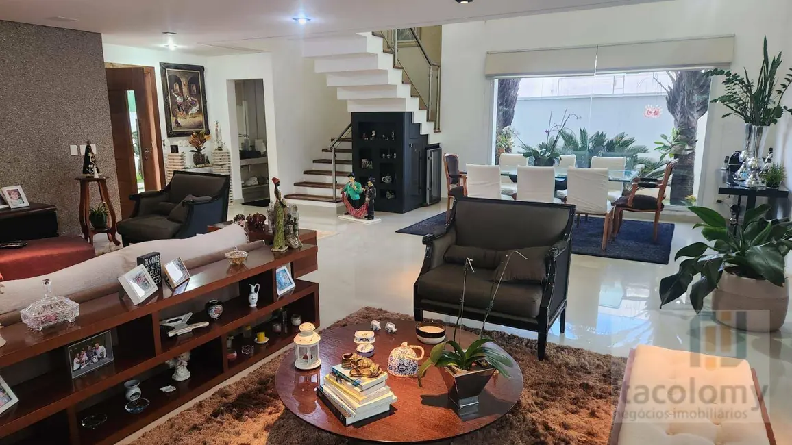 Casa de Condomínio com 3 quartos à venda, 456m2 em Santana De Parnaiba - SP - imagem 1 Foto 1 de Casa de Condomínio com 3 quartos à venda, 456m2 em Santana De Parnaiba - SP