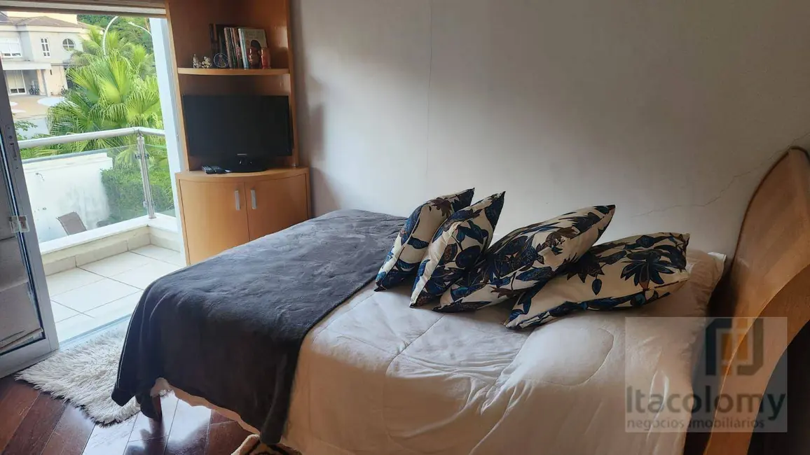 Foto 4 de Casa de Condomínio com 3 quartos à venda, 456m2 em Santana De Parnaiba - SP