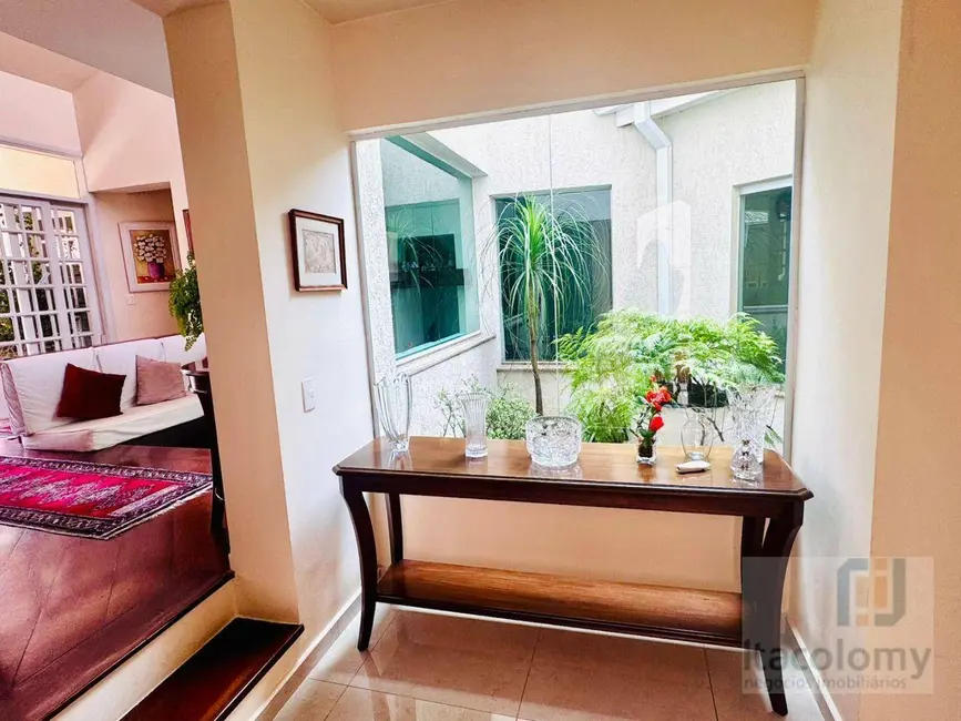 Foto 4 de Casa de Condomínio com 3 quartos à venda, 636m2 em Barueri - SP