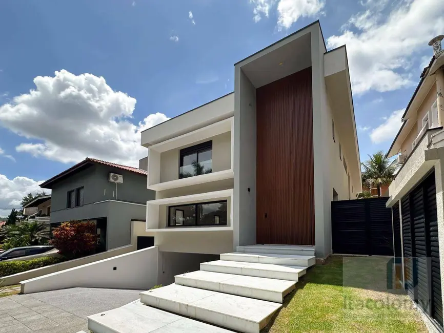 Foto 4 de Casa de Condomínio com 4 quartos à venda, 390m2 em Santana De Parnaiba - SP