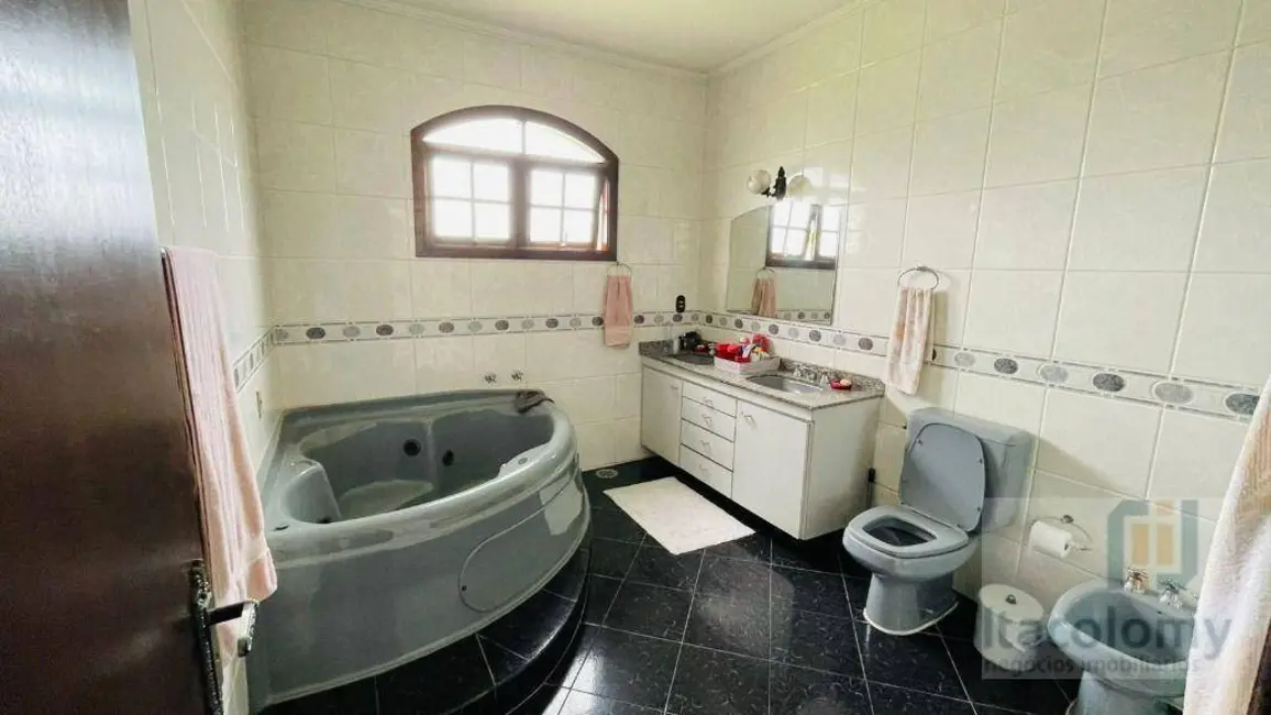 Casa de Condomínio com 4 quartos à venda, 526m2 em Santana De Parnaiba - SP - imagem 7 Foto 7 de Casa de Condomínio com 4 quartos à venda, 526m2 em Santana De Parnaiba - SP