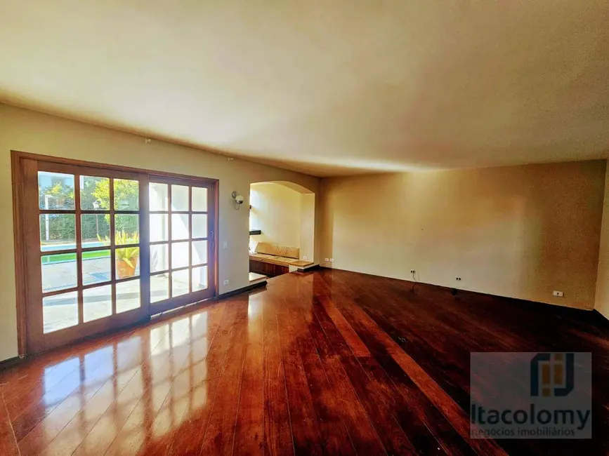 Foto 8 de Casa de Condomínio com 4 quartos para alugar, 700m2 em Santana De Parnaiba - SP