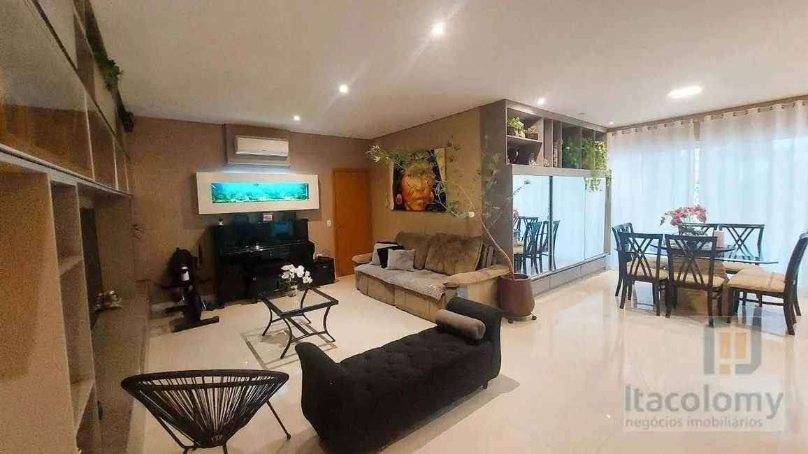 Apartamento com 3 quartos à venda, 242m2 em Santana De Parnaiba - SP - imagem 4 Foto 4 de Apartamento com 3 quartos à venda, 242m2 em Santana De Parnaiba - SP