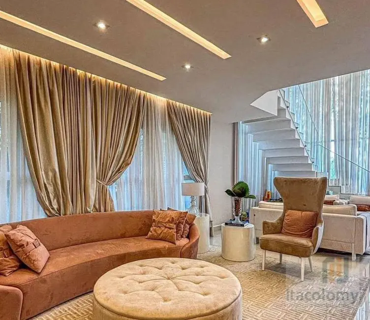 Casa de Condomínio com 4 quartos à venda, 540m2 em Santana De Parnaiba - SP - imagem 3 Foto 3 de Casa de Condomínio com 4 quartos à venda, 540m2 em Santana De Parnaiba - SP