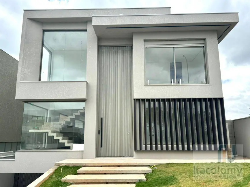 Foto 1 de Casa de Condomínio com 4 quartos à venda, 500m2 em Santana De Parnaiba - SP